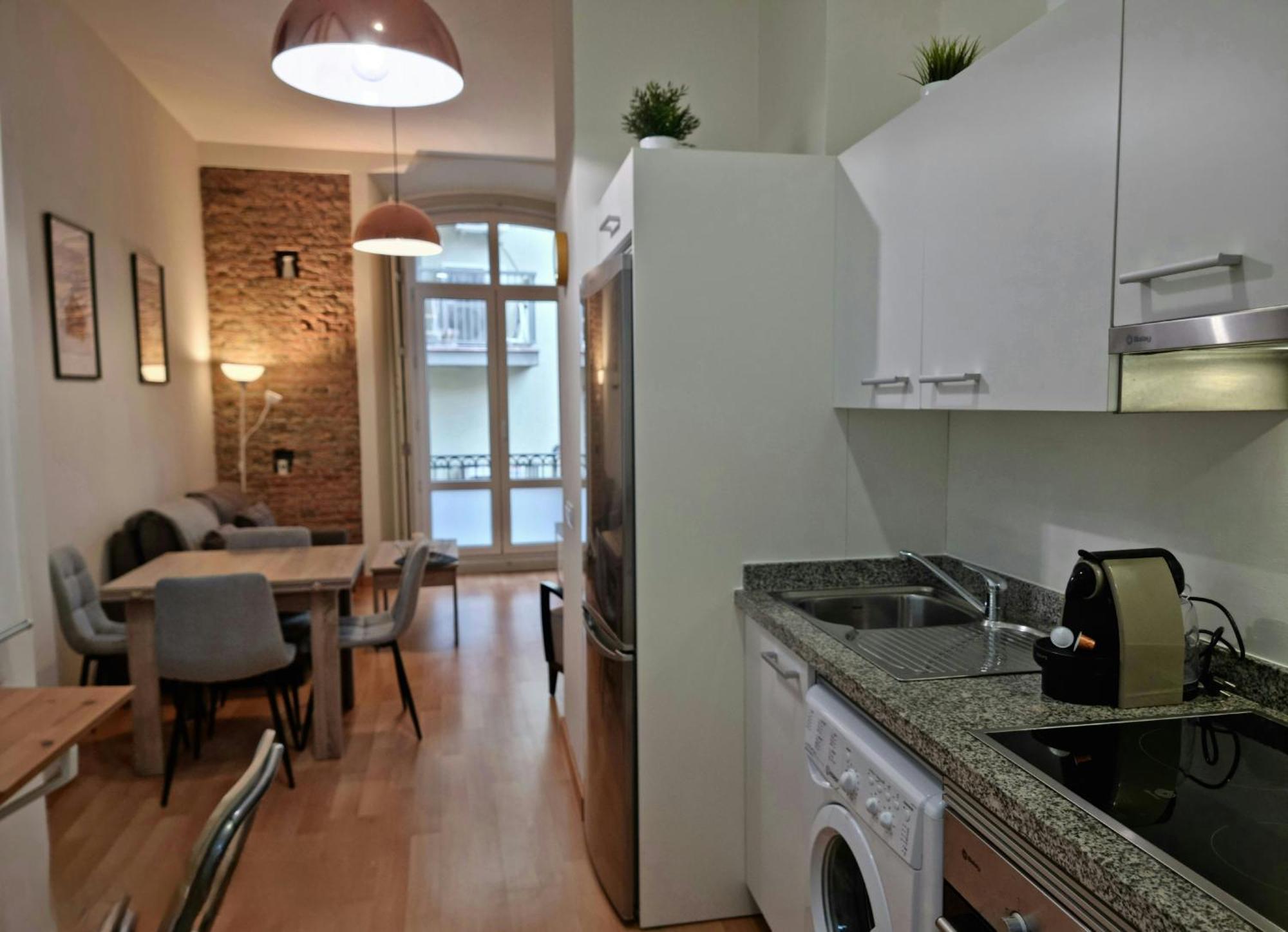 Rosa 2 Bedrooms In City Center Málaga Buitenkant foto